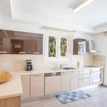 Villa Katerina 53 *