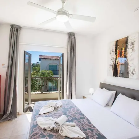 Villa Katerina 53 *