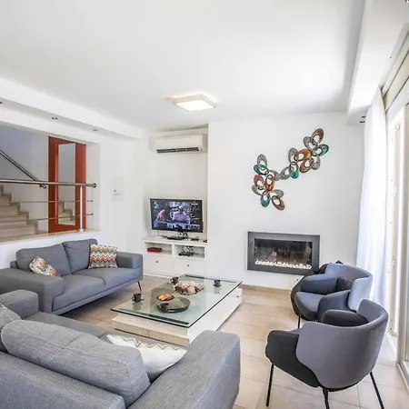 Katerina 53 Villa