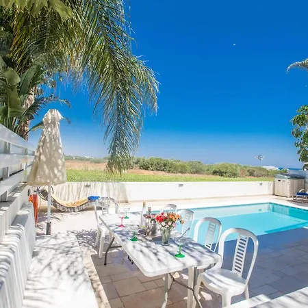 Katerina 53 Πρωταράς